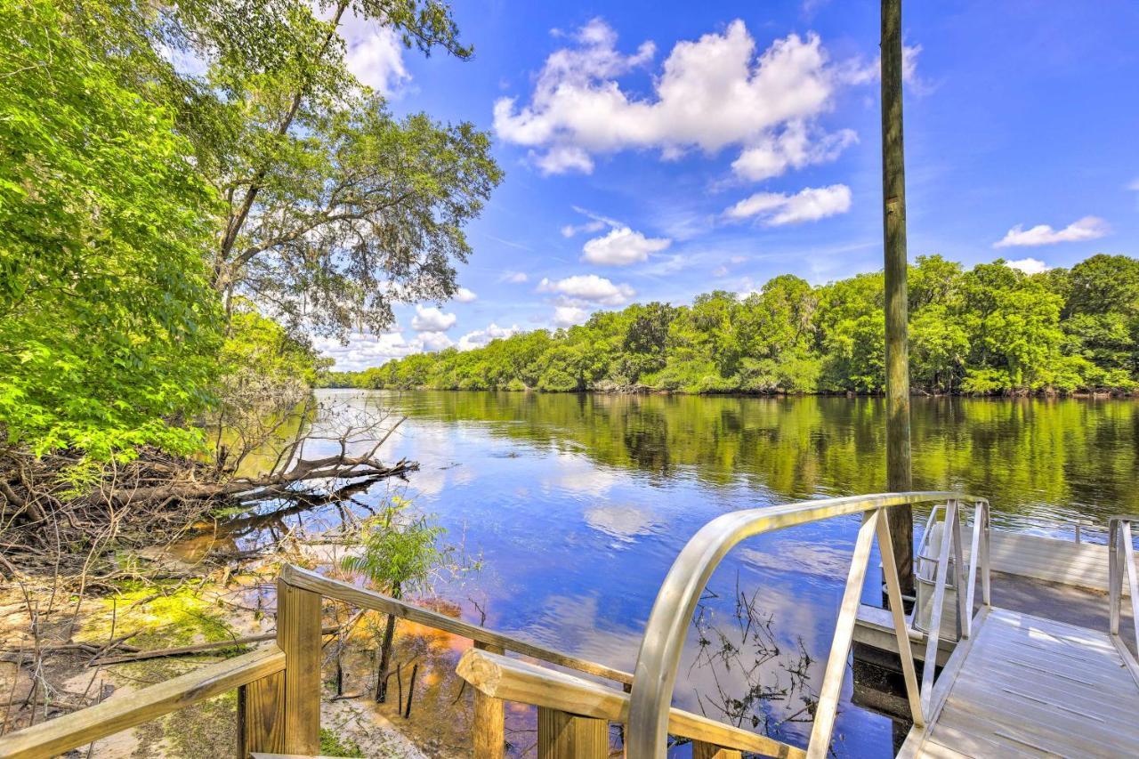 Charming Abode With Dock On The Suwannee River Bell Exterior foto